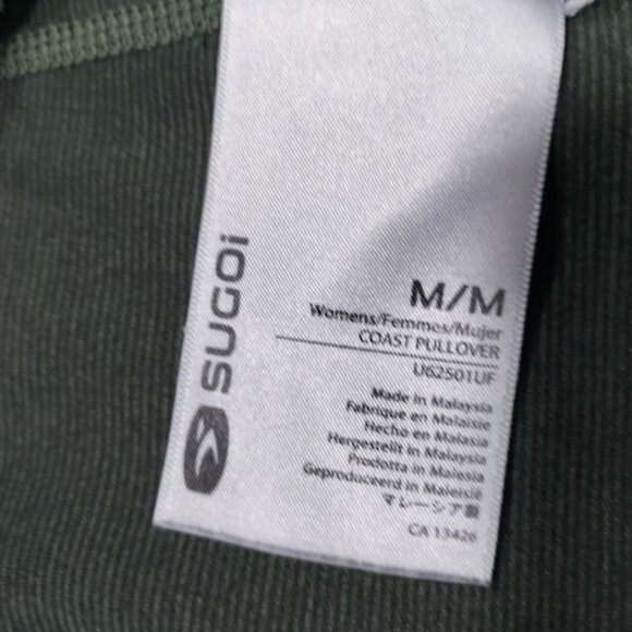 Sugoi Thermal Baselayer Semi Fit Coast Pullover Sporty Sweatshirt Womens Size M - Picture 9 of 10